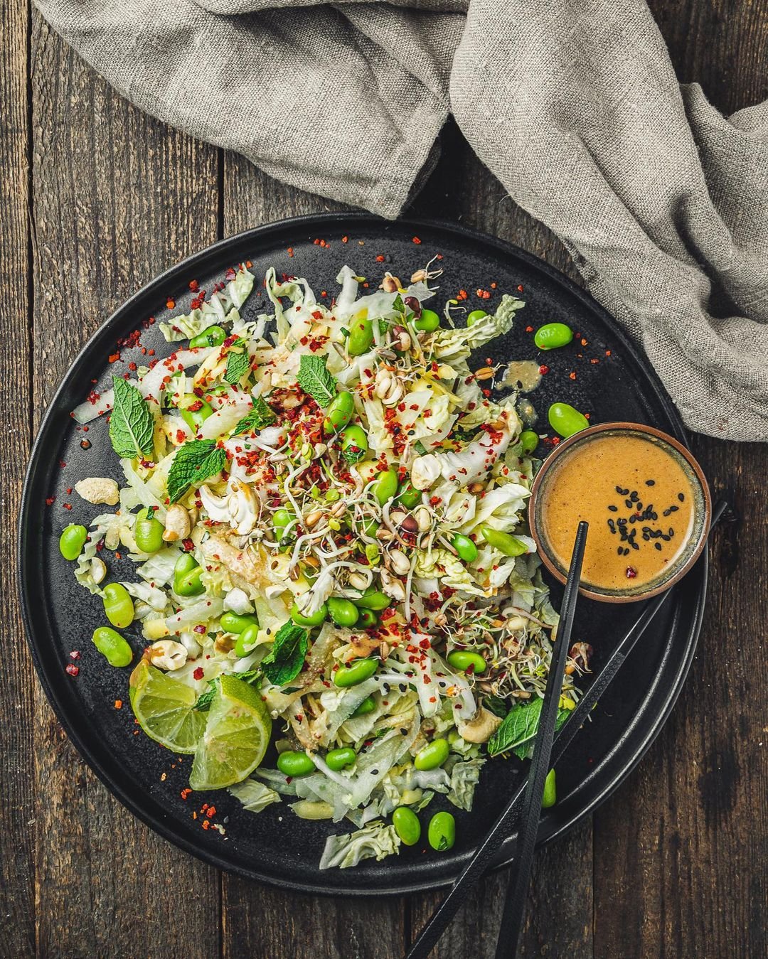 raw thai salad
